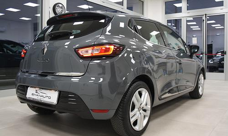 Renault Clio 1.5 Dci...