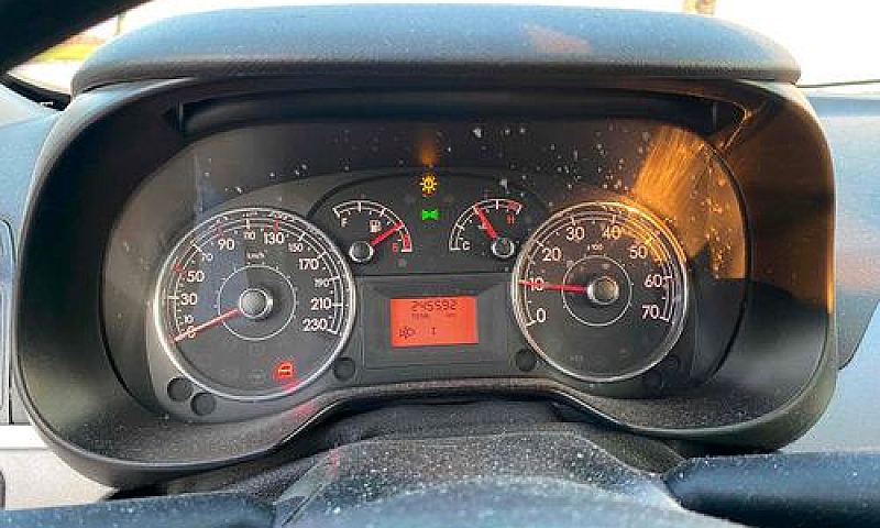 Fiat Grande Punto - ...