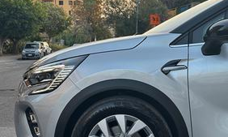 Renault Captur Full ...
