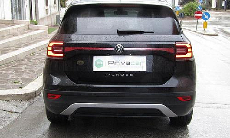 Volkswagen T-Cross 1...
