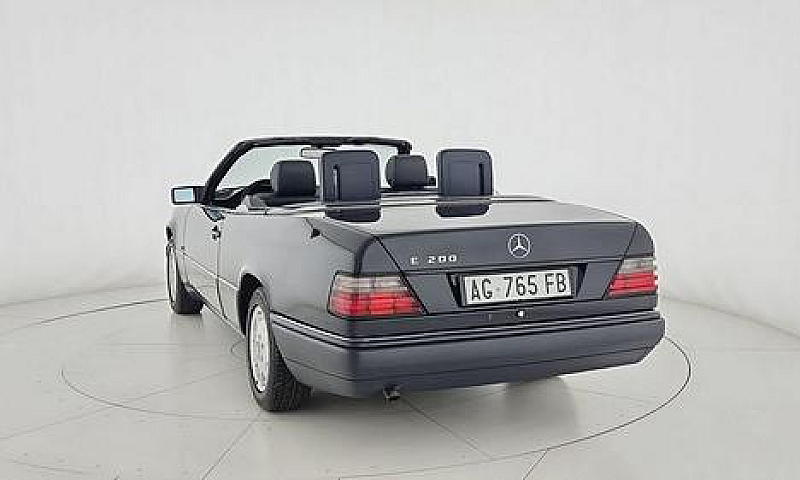 Mercedes-Benz Serie ...