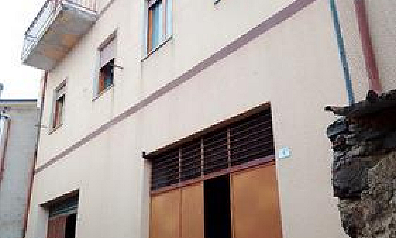 Intera Palazzina - M...
