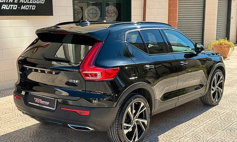 Volvo Xc40 2.0 D3 R-...