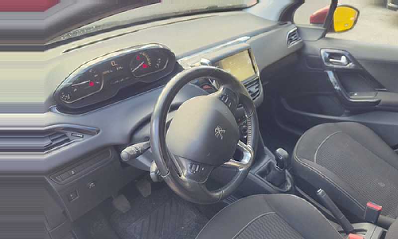 Peugeot 208...