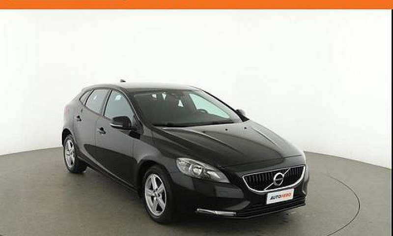Volvo V40 D2 Kinetic...