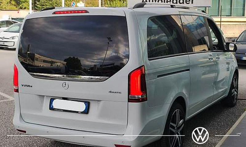 Mercedes-Benz V 250 ...