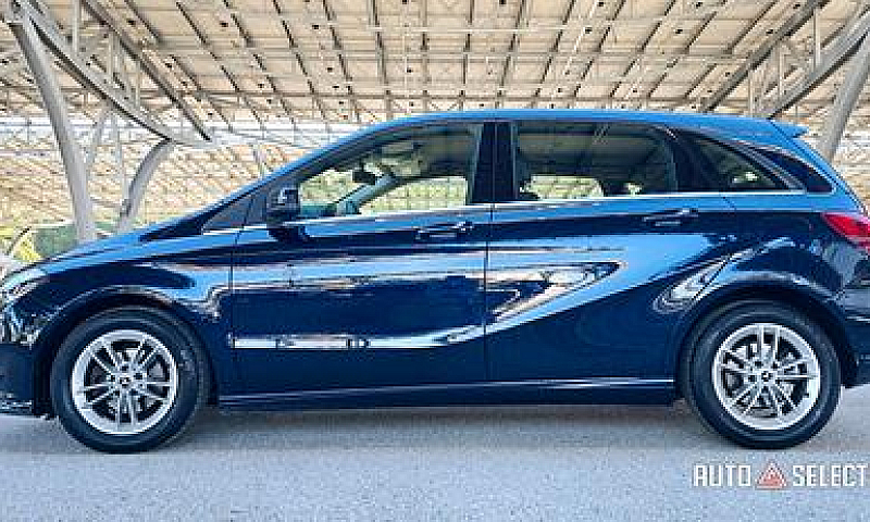 Mercedes Classe B. (...