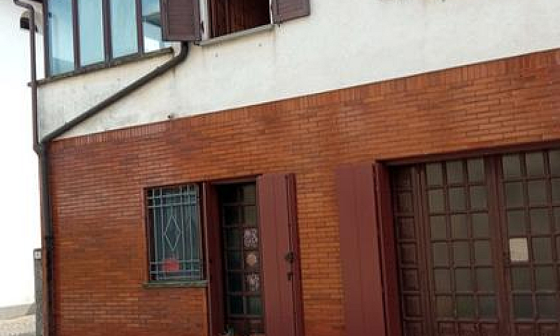 Casa Autonoma A Basi...