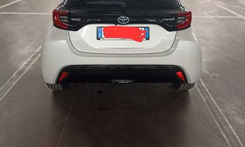 Toyota Yaris 1.5 Ful...
