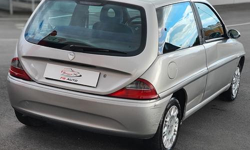Lancia Y 1.2I Vanity...