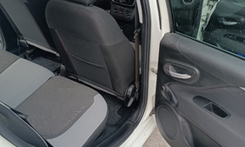Fiat Grande Punto 1....