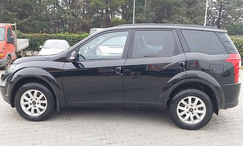 Mahindra Xuv 500 7 P...