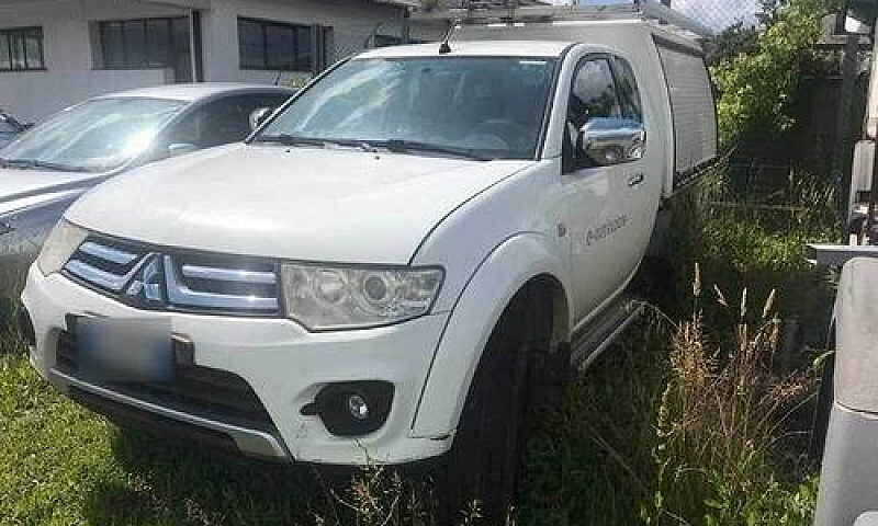 Mitsubishi L200 2.5 ...