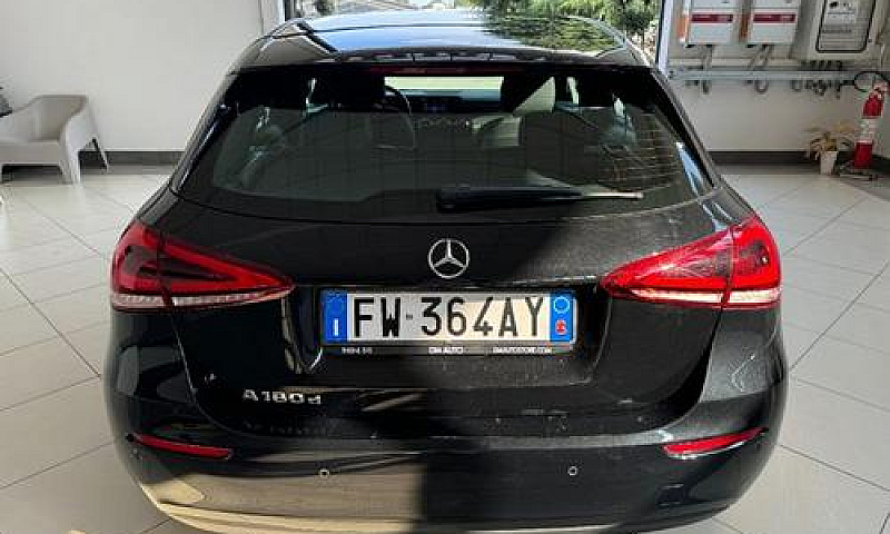 Mercedes-Benz A 180 ...