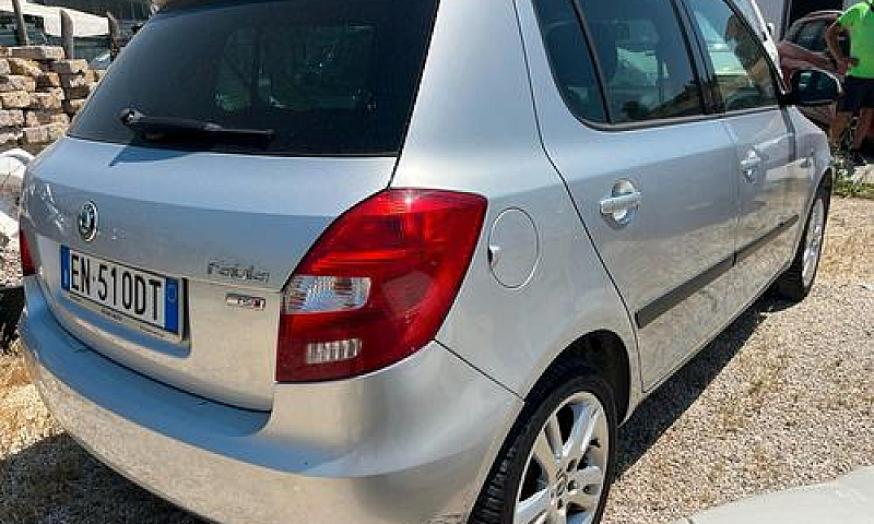 Skoda Fabia 1.2 Tsi ...