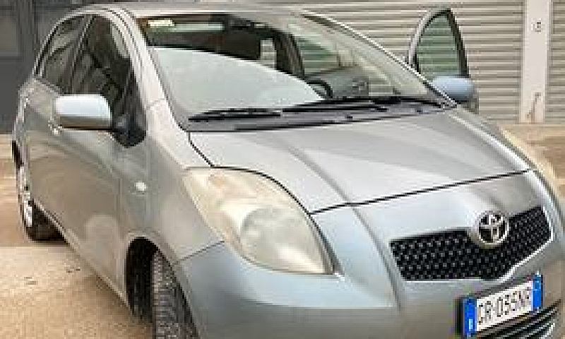 Toyota Yaris 1.4 D 5...