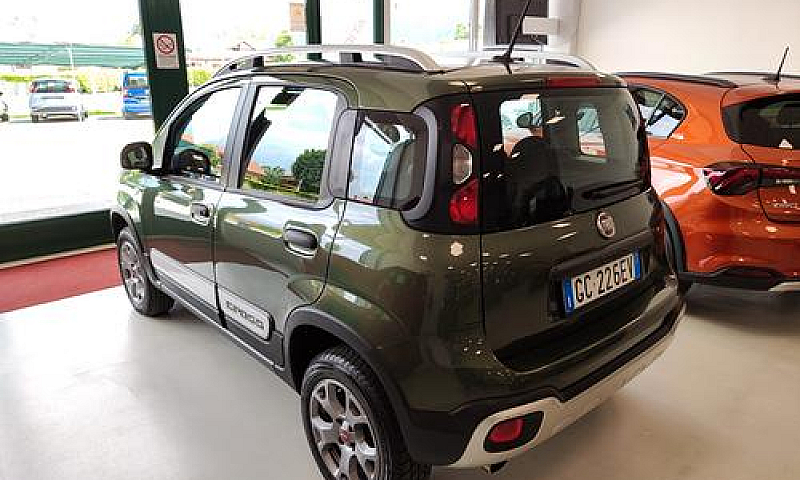 Fiat Panda Cross 0.9...