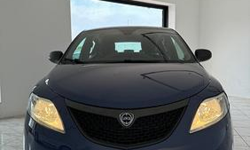 Lancia Ypsilon 1.3 M...