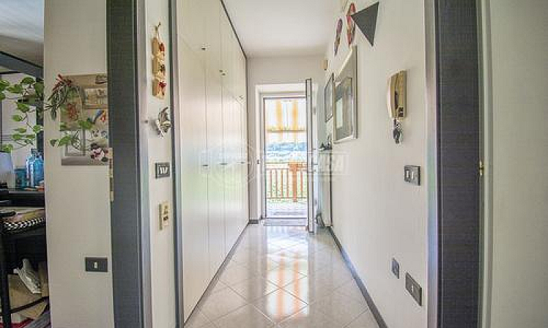 Appartamento In Vill...