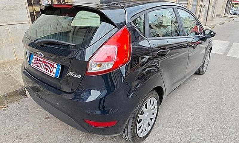 Ford Fiesta 1.5 Tdci...