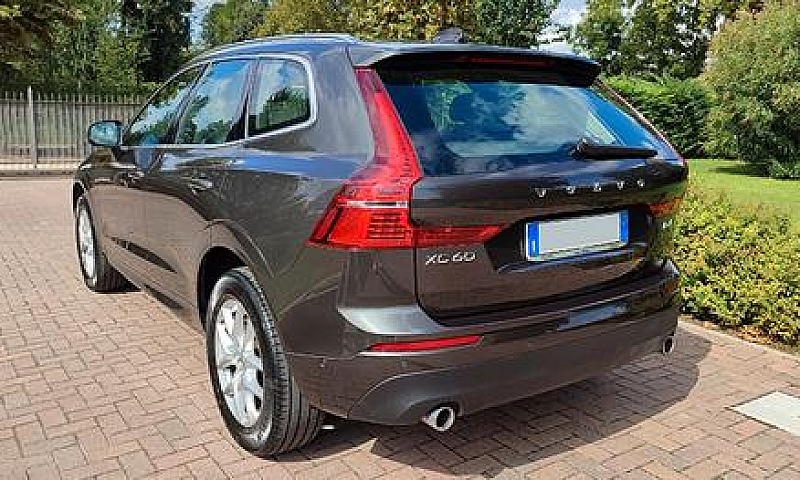 Volvo Xc60 (2017-->)...