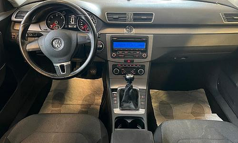 Volkswagen Passat 2....