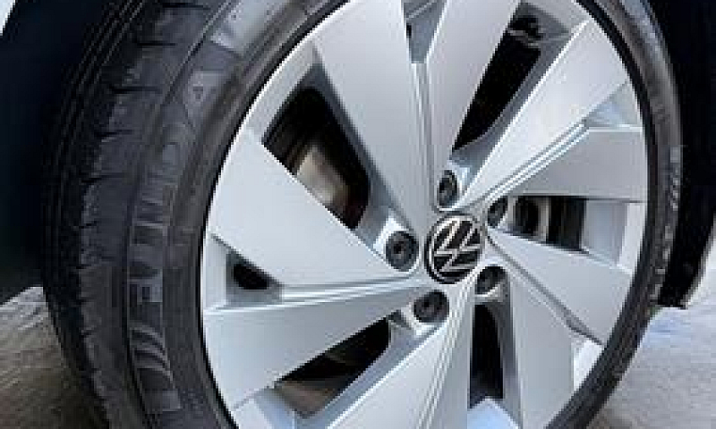 Volkswagen Golf 2.0 ...