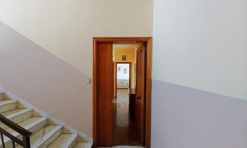 Appartamento Con Vis...