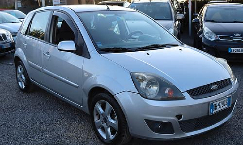 Ford Fiesta 1.4 Tdci...