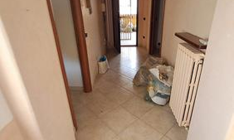 Catanzaro - V. Panel...