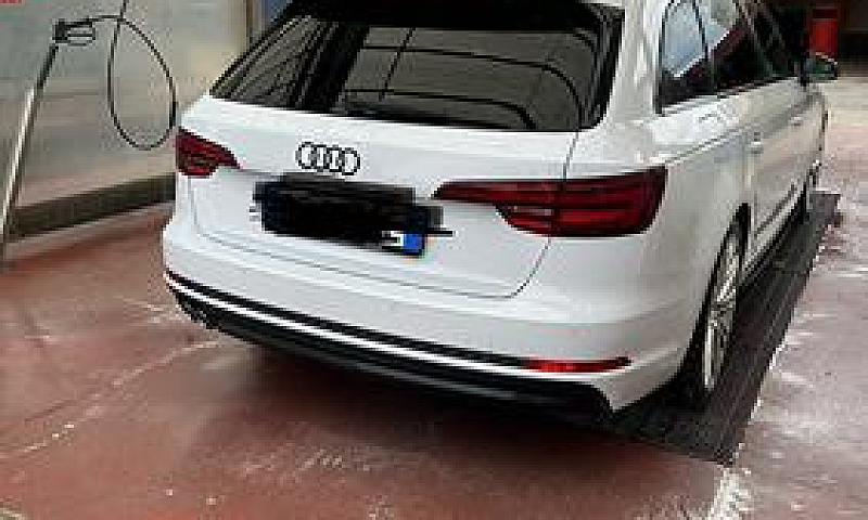 Audi A4 Avant...