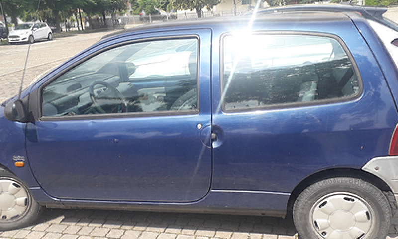 Renault Twingo...