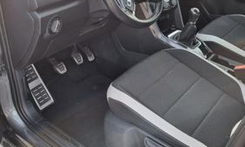 Volkswagen T-Roc - 2...
