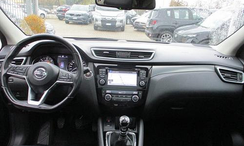 Nissan Qashqai 1.5 D...