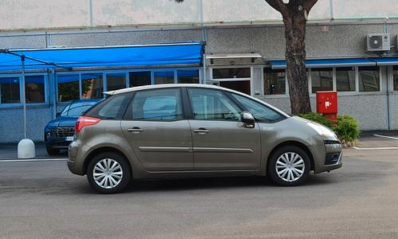 Citroen C4 Picasso 1...