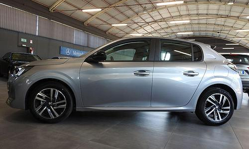Peugeot - 2008 1.2T ...