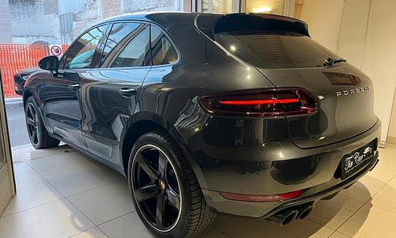 Porsche Macan 2.0 Be...