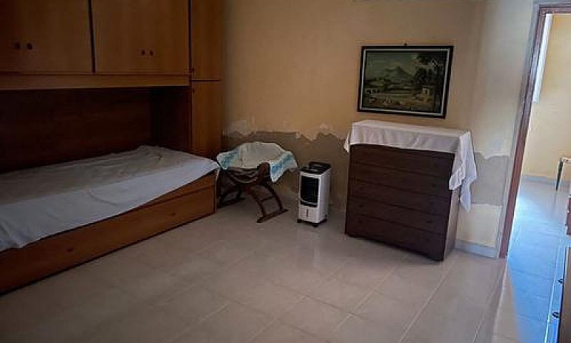 Appartamento Con Ter...