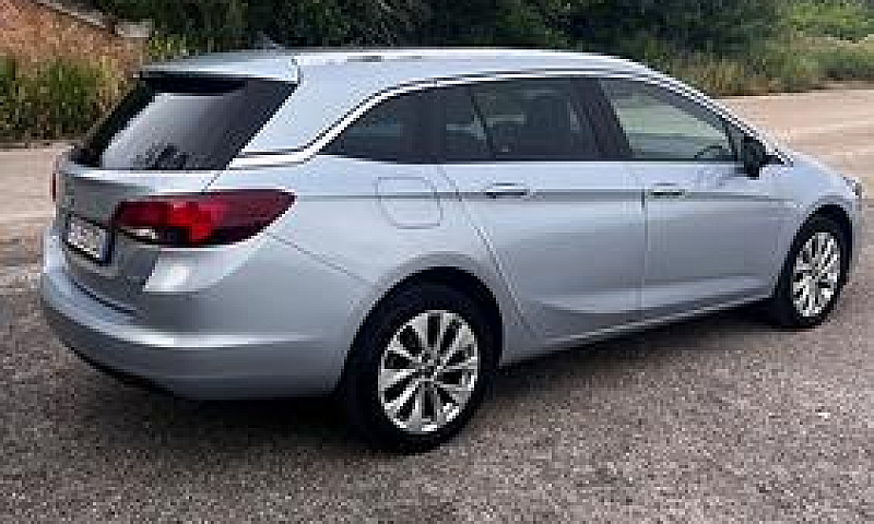 Opel Astra 1.4 Turbo...