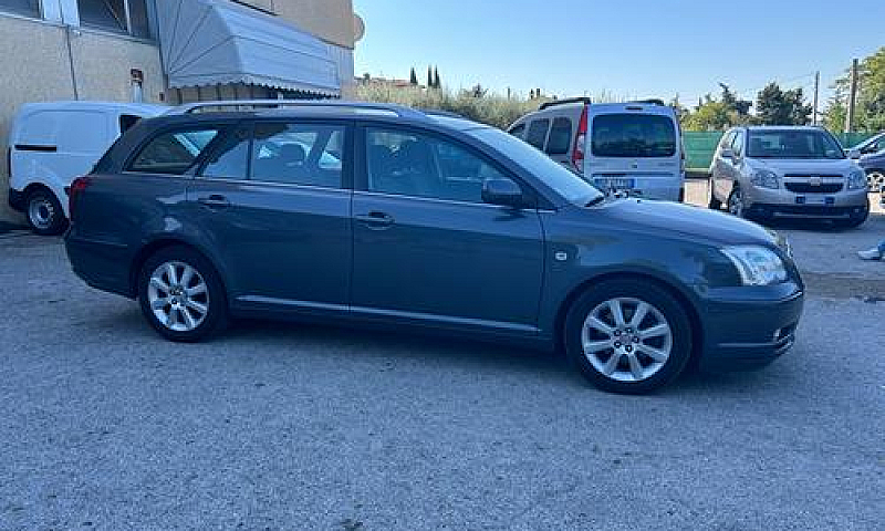 Toyota Avensis 2.0 D...