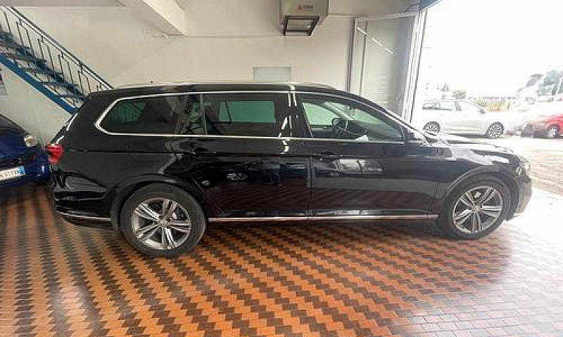 Volkswagen Passat Va...