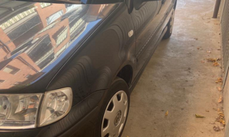 2000 Volkswagen...