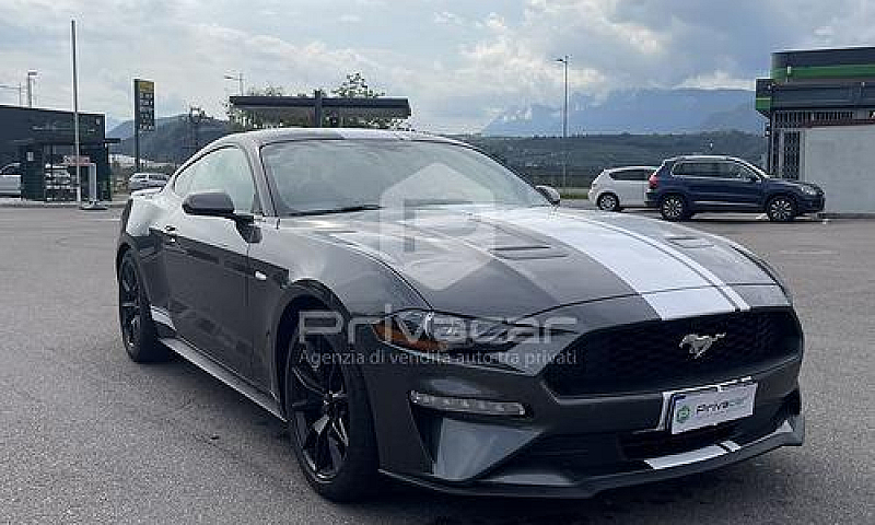 Ford Mustang Fastbac...