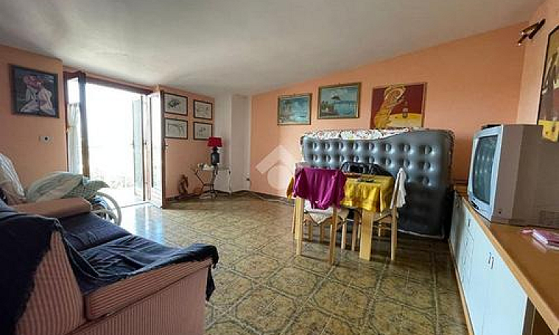3 Locali A Santa Mar...