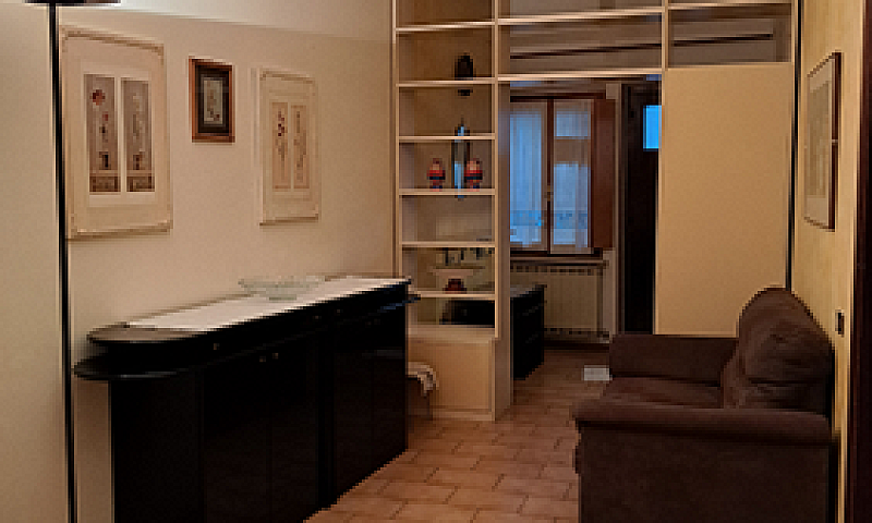Casa Indipendente...