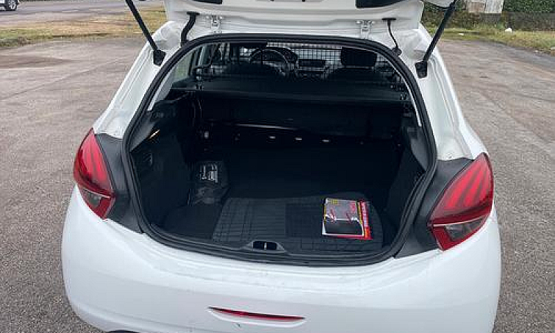 Peugeot 208 Bluehdi ...