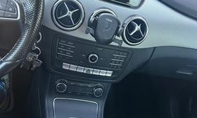 Mercedes Classe B (T...
