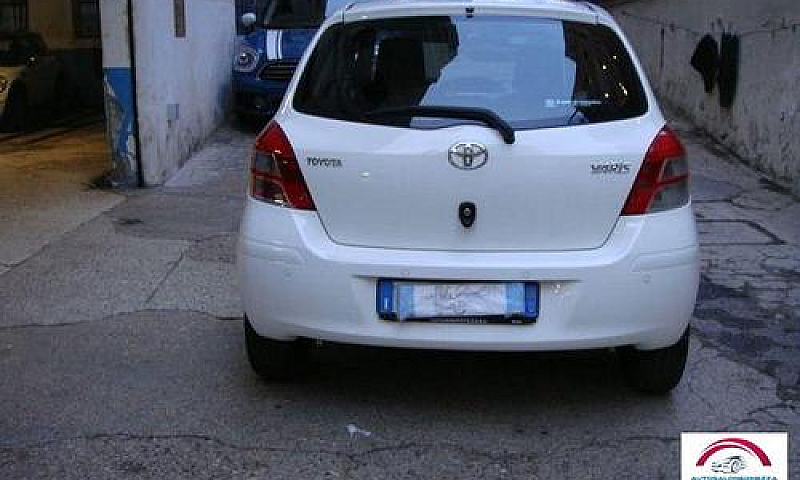 Toyota - Yaris - 1.3...
