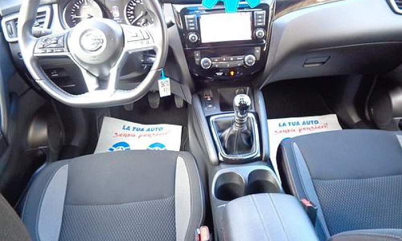 Nissan Qashqai 1.5 D...