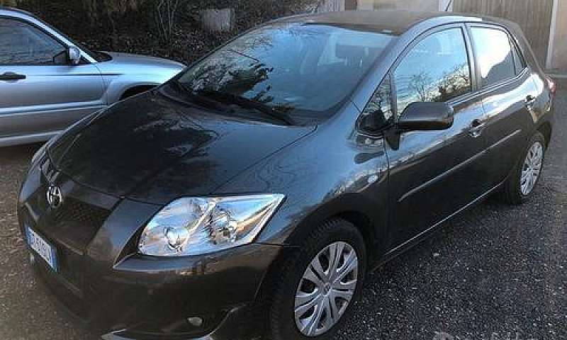 Toyota Auris 1.4 D-4...